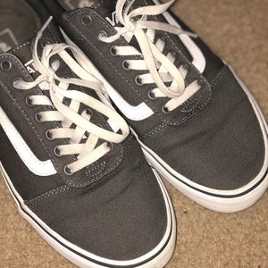 Men’s Gray Vans Ward size 10